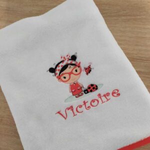 serviette brode fille coccinelle m'zelle créa